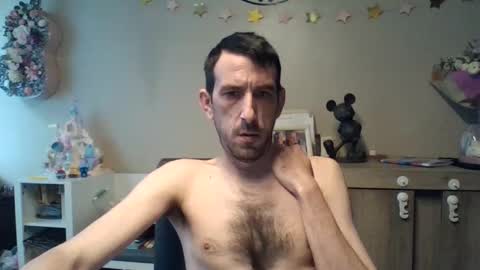 Snapshot of skinnybigcock2 chatting on 04.10.26 SkinnyBigCock2 online show from 04.10.26