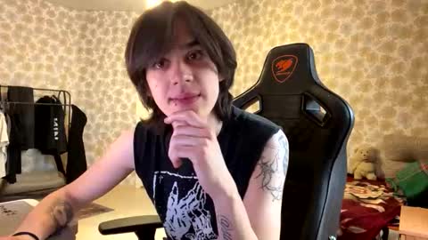 skinnyfitboi online show from 05.02.26