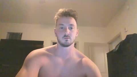 Snapshot of skinnyguylongdick1 chatting on 12.18.24 skinnyguylongdick1 online show from 12.18.24