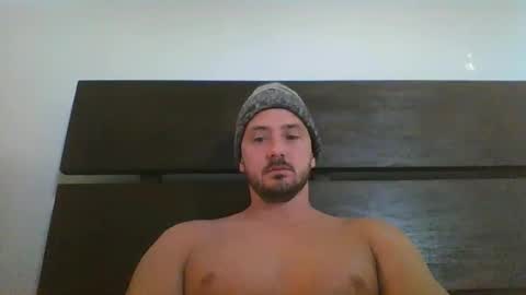Snapshot of skinnyguylongdick1 chatting on 12.29.24 skinnyguylongdick1 online show from 12.29.24