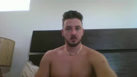 Snapshot of skinnyguylongdick1 chatting on 02.22.25 skinnyguylongdick1 online show from 02.22.25