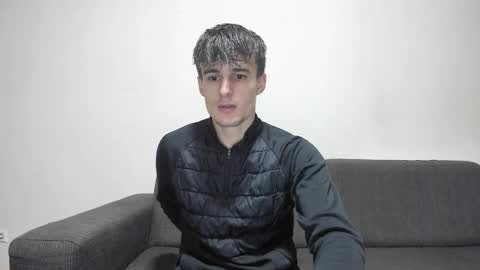 skinnyguywithbigd online show from 01.13.25