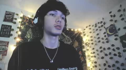 Snapshot of skiny_dann chatting on 05.24.26 skiny_dann online show from 05.24.26