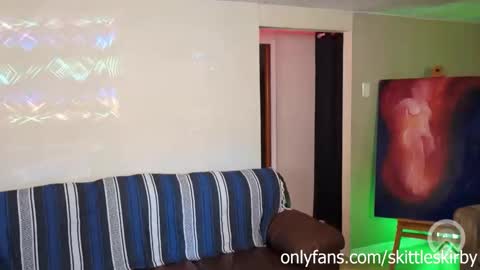 Snapshot of skittleskirby chatting on 10.03.25 Skittles Kirby online show from 10.03.25