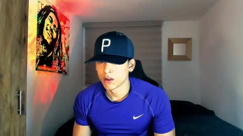 Snapshot of skull_prospect chatting on 01.08.25 Liam Vokov online show from 01.08.25