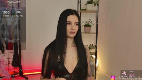 Eliza online show from 05.15.26