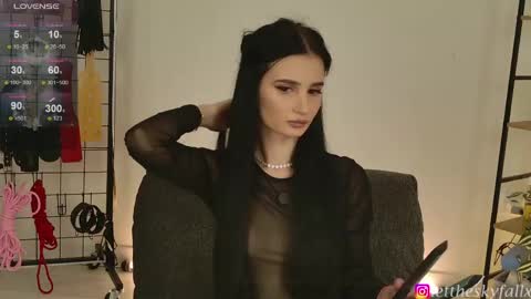 Eliza online show from 06.05.26