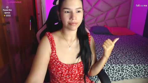Snapshot of sky_lover_ chatting on 05.27.26 Sky online show from 05.27.26