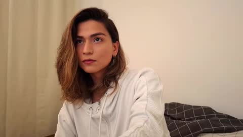 Snapshot of skyamber8v2 chatting on 12.01.25 Vi online show from 12.01.25