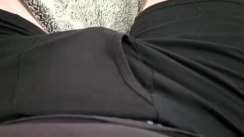 Snapshot of skyblu2031 chatting on 02.04.25 skyblu2031 online show from 02.04.25