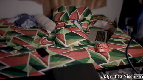 Snapshot of skye16484 chatting on 12.12.24 Skye and Ace online show from 12.12.24