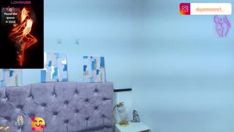 Snapshot of skye_moore chatting on 09.26.25 skye moore online show from 09.26.25