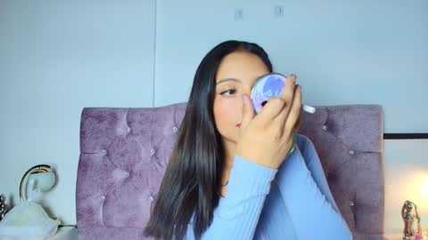 Snapshot of skye_moore chatting on 10.22.25 skye moore online show from 10.22.25