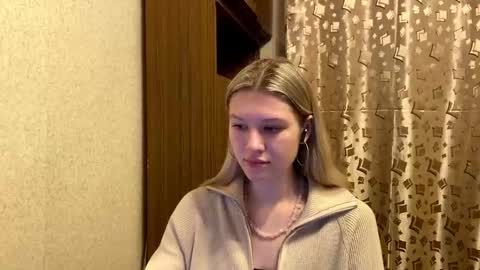 skyedavis online show from 12.21.25