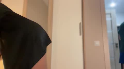 Snapshot of skyffi chatting on 10.14.25 GARRY AND SOPHIA online show from 10.14.25