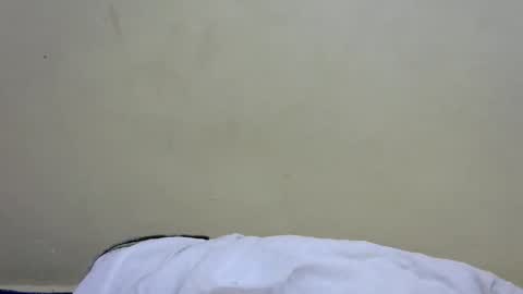 Snapshot of skylar2544 chatting on 11.19.25 skylar2544 online show from 11.19.25