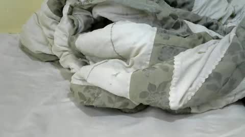 Snapshot of skylar2544 chatting on 11.22.25 skylar2544 online show from 11.22.25