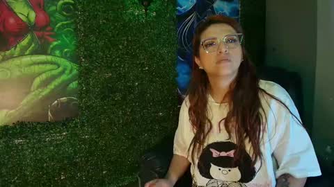 Snapshot of skylar__desire chatting on 11.15.25 skylar__desire online show from 11.15.25