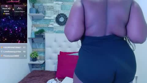 skyler_naomi online show from 05.11.26