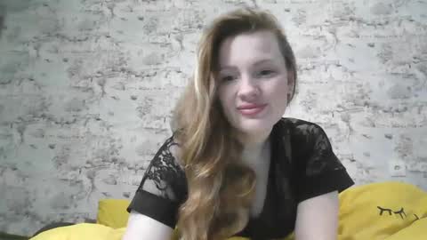 Snapshot of skyler_wans chatting on 02.18.25 Skyler online show from 02.18.25