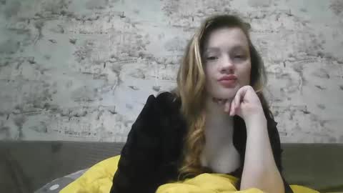 Snapshot of skyler_wans chatting on 02.23.25 Skyler online show from 02.23.25