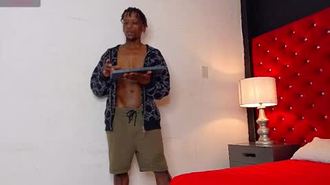 Snapshot of skylerbigxxx chatting on 09.20.25 SKYLERBIGXXX online show from 09.20.25