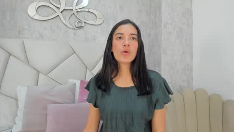 Snapshot of skylerwhite02 chatting on 11.08.25 Skyler online show from 11.08.25