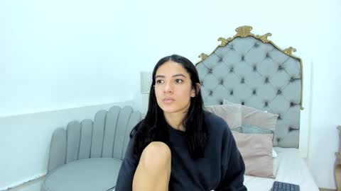 Snapshot of skylerwhite02 chatting on 12.14.25 Skyler online show from 12.14.25