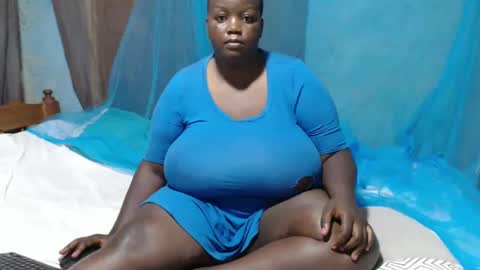 Snapshot of skylla07 chatting on 03.01.25 sheliah online show from 03.01.25