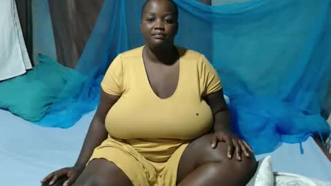 Snapshot of skylla07 chatting on 09.16.25 sheliah online show from 09.16.25