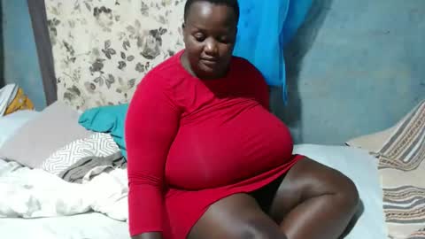 Snapshot of skylla07 chatting on 09.26.25 sheliah online show from 09.26.25