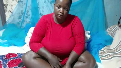 Snapshot of skylla07 chatting on 09.28.25 sheliah online show from 09.28.25