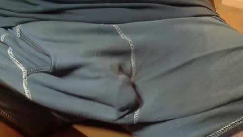 Snapshot of skypylot chatting on 12.12.24 ResqPylot2 online show from 12.12.24