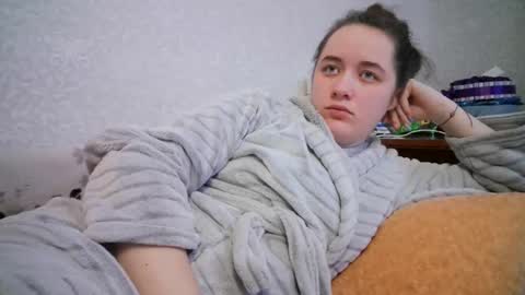 skyressie333 online show from 02.10.25