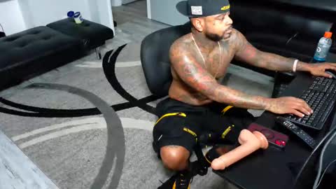 nasty twitter KASHCARTERATL online show from 12.16.25