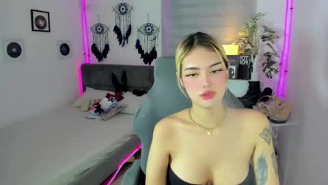 Snapshot of slaughtyalexxx chatting on 01.07.26 Alexandria my love online show from 01.07.26