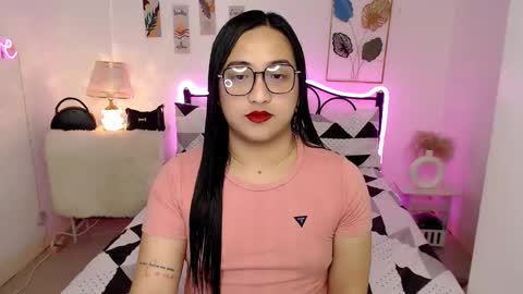 Snapshot of slave_amanda69 chatting on 02.01.26 Queen Cyrine online show from 02.01.26
