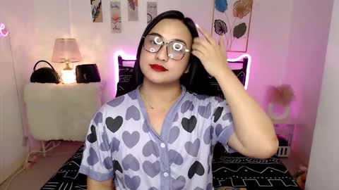 Snapshot of slave_amanda69 chatting on 02.25.26 Queen Cyrine online show from 02.25.26