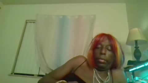 Snapshot of sleepyg1981 chatting on 01.07.25 Bottmboitwink online show from 01.07.25