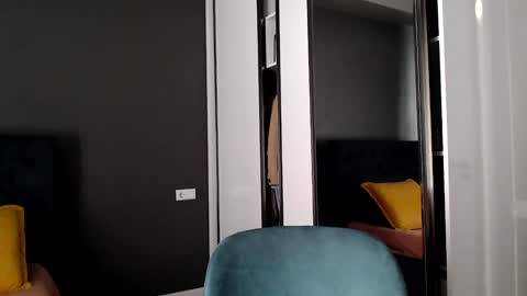 Snapshot of slemgem chatting on 09.11.25 Slemgem Amy friends online show from 09.11.25