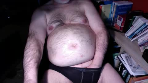 Snapshot of slice5 chatting on 01.12.25 slice5 online show from 01.12.25