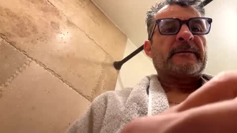 Snapshot of slickdog1969 chatting on 01.11.25 Slickdog online show from 01.11.25