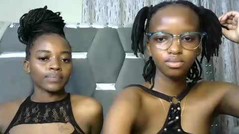 Snapshot of slim_4cutie chatting on 11.15.25 cutie online show from 11.15.25