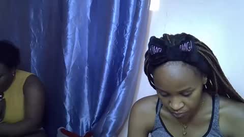 Snapshot of slim_alicia chatting on 12.17.25 Alicia online show from 12.17.25