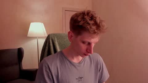 Snapshot of slim_andy chatting on 12.12.24 Andy online show from 12.12.24