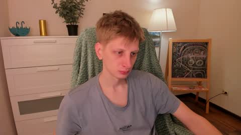 Snapshot of slim_andy chatting on 12.13.24 Andy online show from 12.13.24