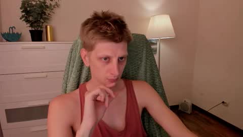 Snapshot of slim_andy chatting on 09.14.25 Andy online show from 09.14.25