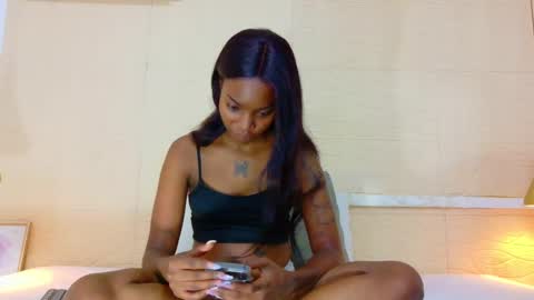 slim_chocobar18 online show from 03.10.26