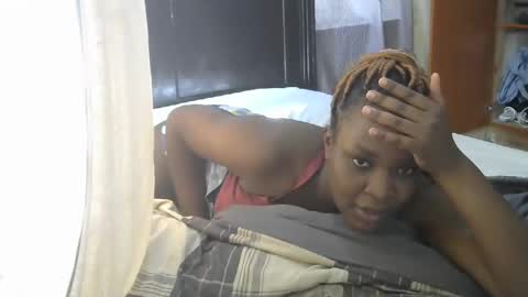 Snapshot of slim_joy chatting on 02.17.25 slim_joy online show from 02.17.25