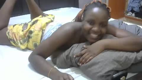 Snapshot of slim_joy chatting on 02.18.25 slim_joy online show from 02.18.25